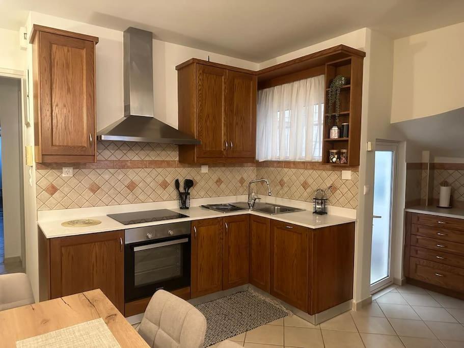 Seamplicity Cozy Apartment Ираклион Экстерьер фото